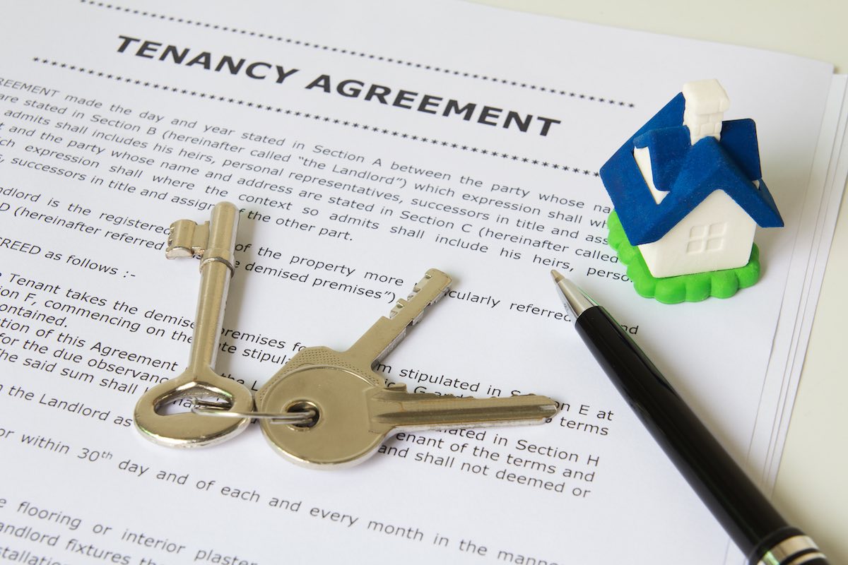 tenancy agreement and keys